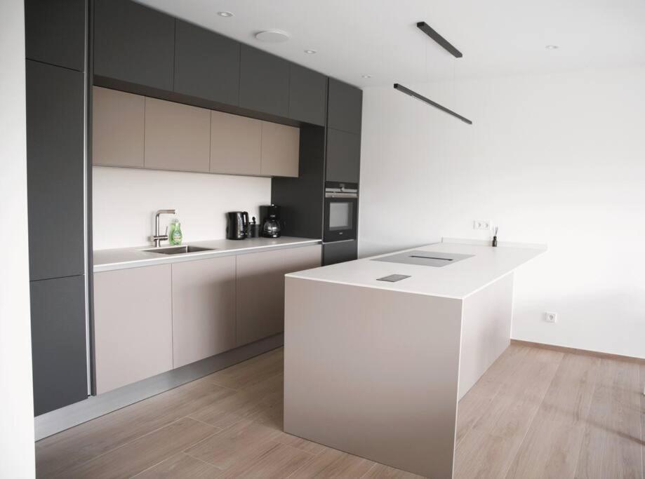 Beautiful Stylish 2Br Apartment In Kirchberg Luxemburgo Exterior foto